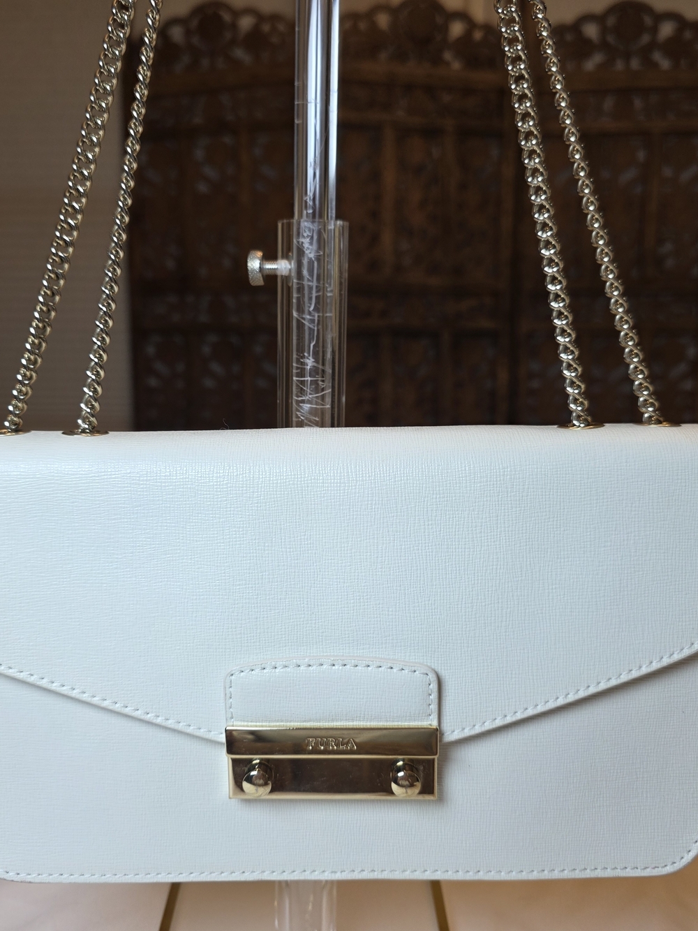 Furla Metropolis White Leather Chain Shoulder Crossbody Bag Gold Hardw